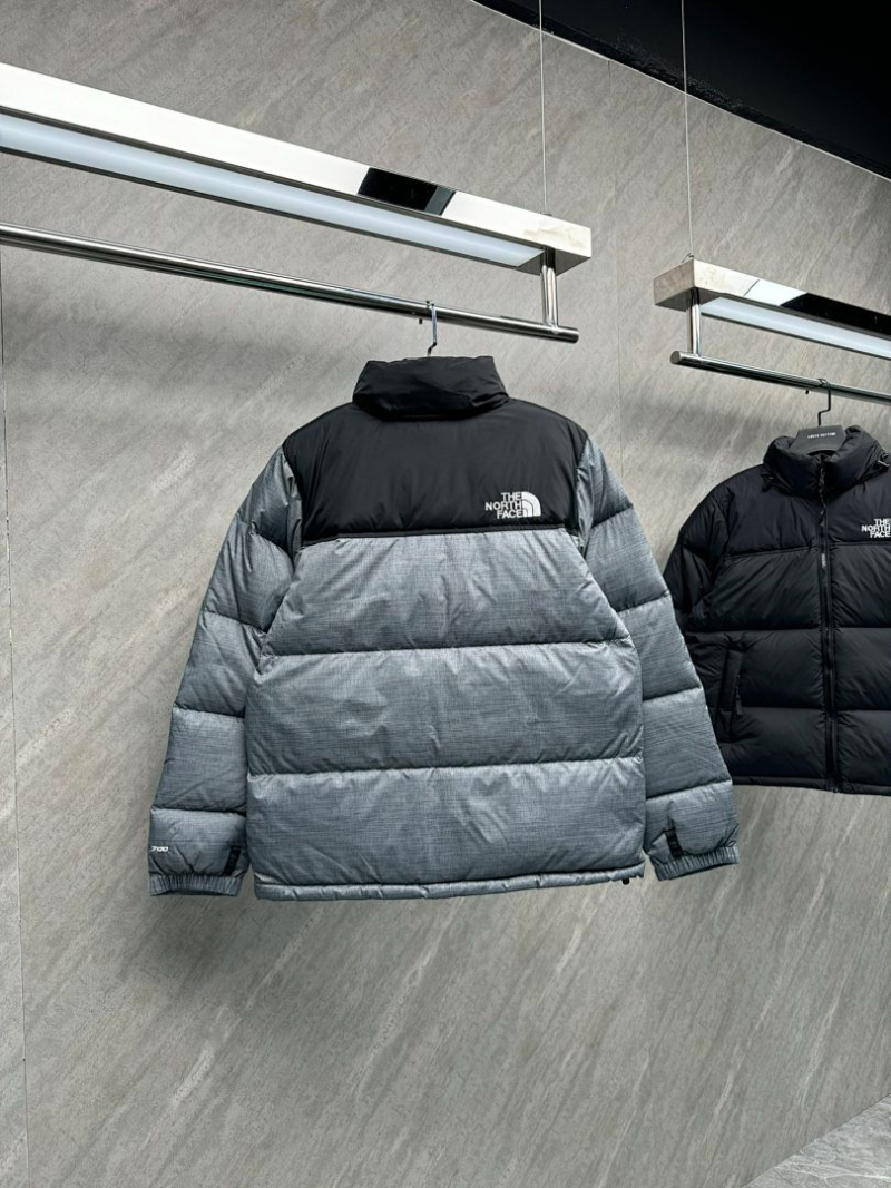 105933 Men's and women's classic down jacket from the north clother