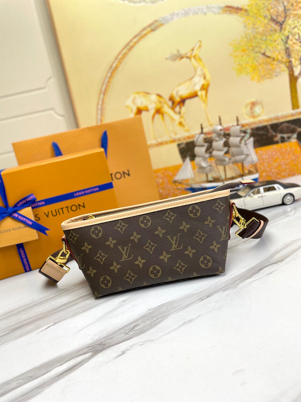 LLP020 Leather shoulder bag 26x15x9CM