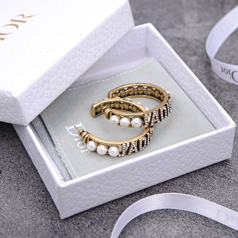 DE81 Classic women earrings Jewelry