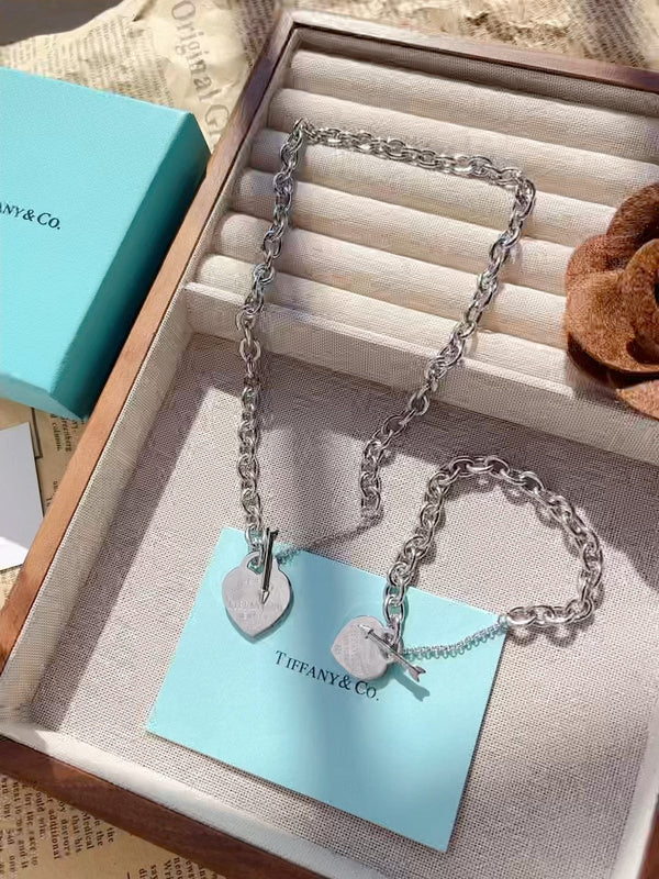 L176 Women's titanium steel bracelet jewelry