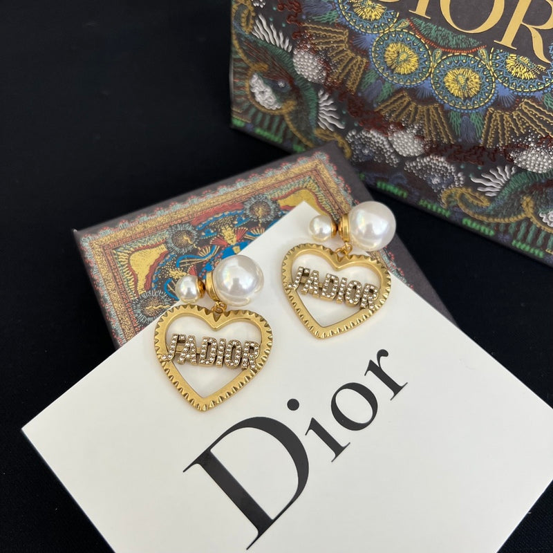 DIE7 Women fashion earrings Jewelry