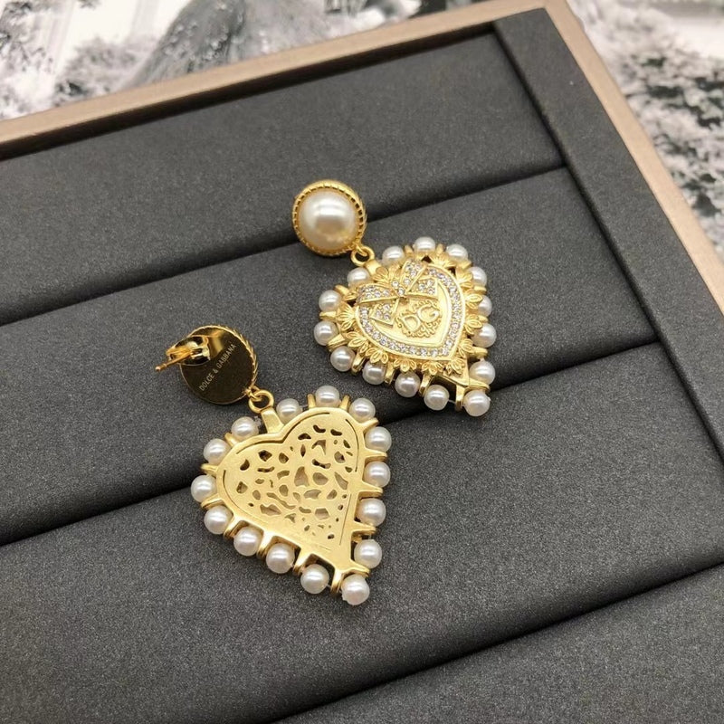 DGE1 Classic women earrings Jewelry