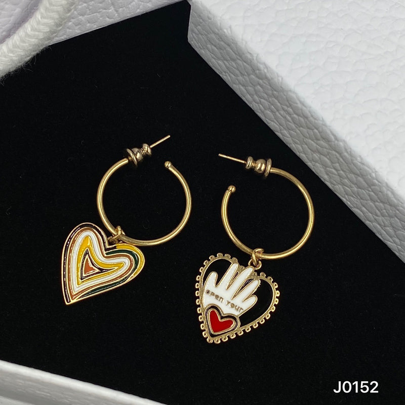 DIE24 Features cute love stud earrings Jewelry