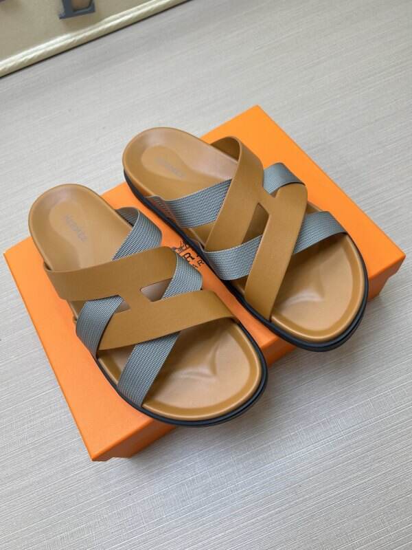 YHS5 Slippers Men shoes 39-46 With box