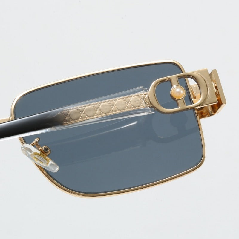 9052 Sunglasses with box