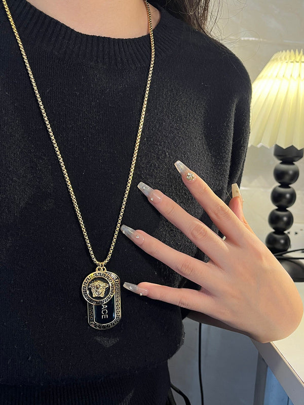 X108 Head square necklace jewelry