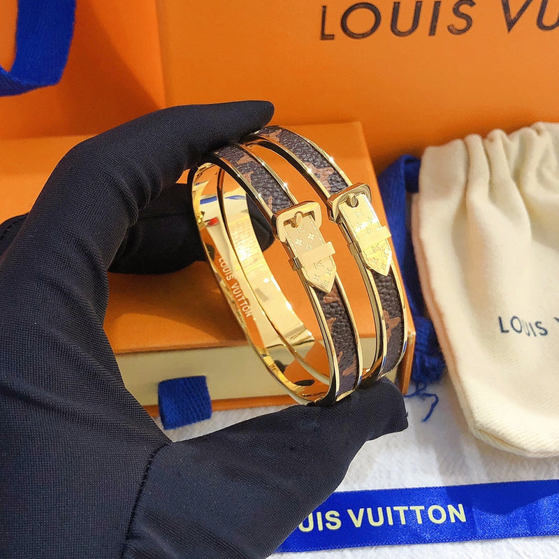 S022 Read leather belt buckle bracelet Jewelry