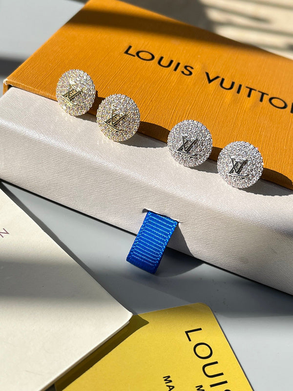 A1085 Women's new fashion stud earrings jewelry