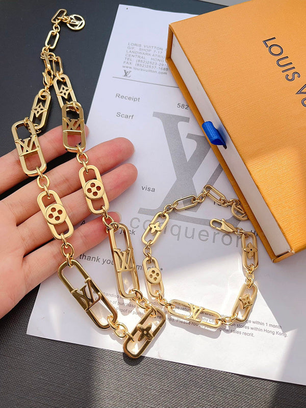 X645 Women's titanium steel necklace and bracelet set jewelry