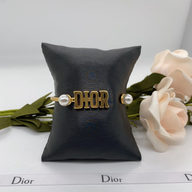 DIB59 Women's fashion bracelet Jewelry