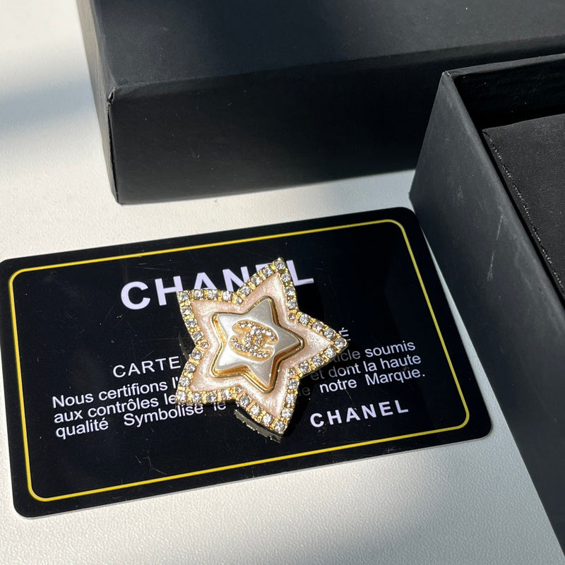 D166 Five-pointed star brooch jewelry