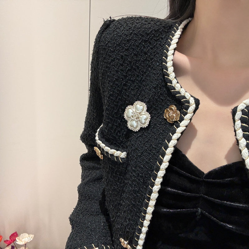 D165 Women's brooch jewelry