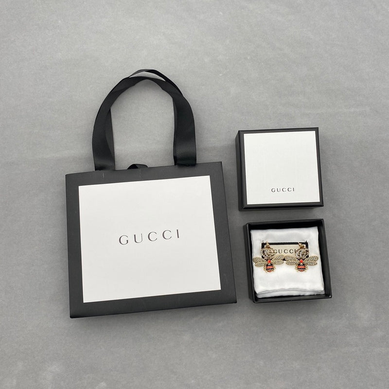 GE12 Ladies Fashion Bee Stud Earrings Jewelry