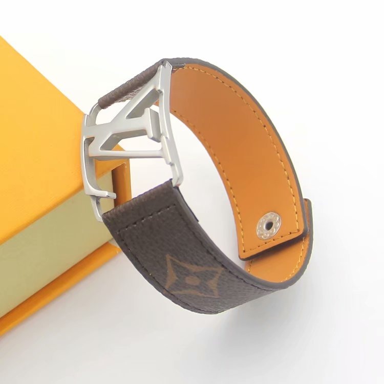 LVB109 flower leather letter Pendant Bracelet 316L steel women Jewelry