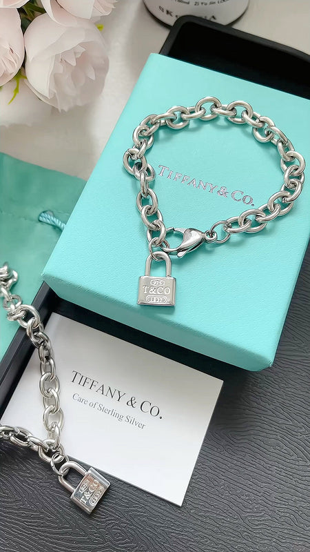 X523 New fashion necklace and bracelet set jewelry