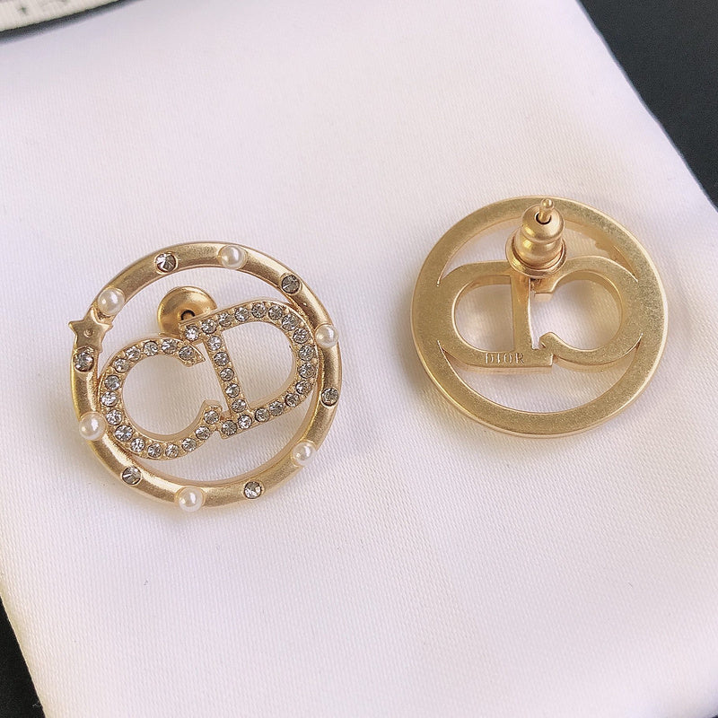 DE70 Classic women earrings Jewelry