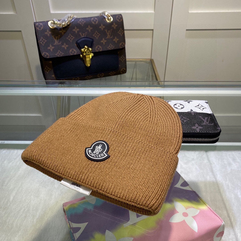 SMH5 Leather badge LOGO knitted hat