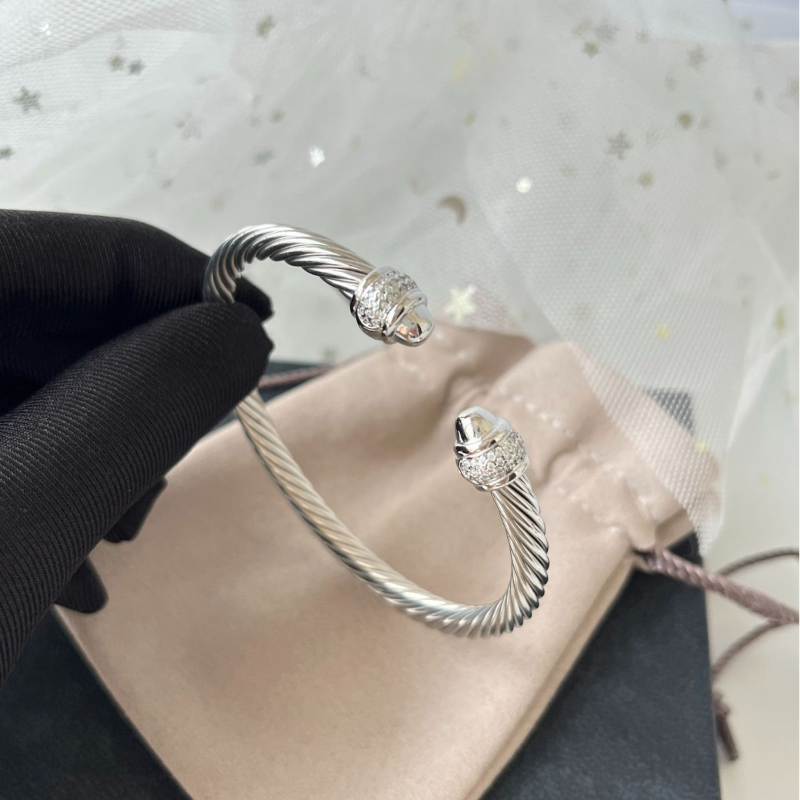 DY DVB3 Fashionable and popular two tone 5MM bracelet with micro inlaid round head opening jewelry