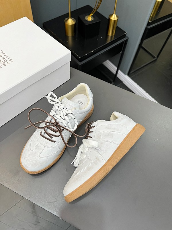 OMS1 Leather Shoes Women 35-40 Man 40-45 with box