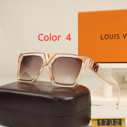 1732 Sunglasses with box