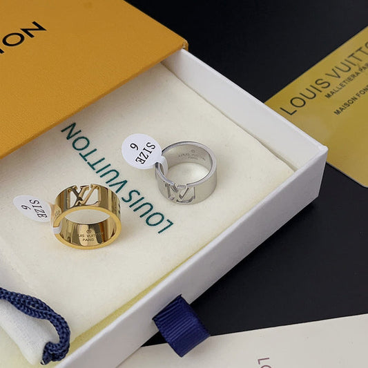 J112  Men's and women's titanium steel ring jewelry