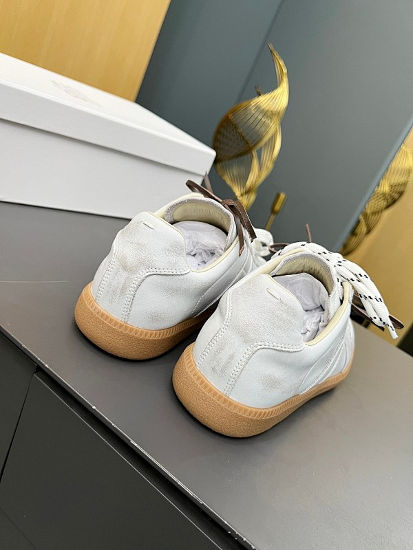 OMS1 Leather Shoes Women 35-40 Man 40-45 with box