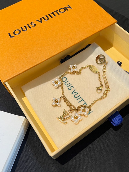 L220  Women's Titanium Steel Bracelet Jewelry