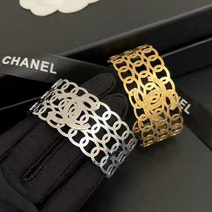 S432  Women's hollow bracelet jewelry