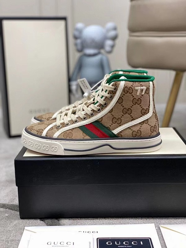 OGS31 Women 35-40 And Men 40-45 Shoes With box