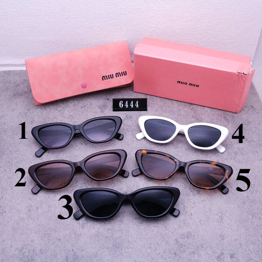 6444 Sunglasses with box