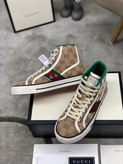 OGS31 Women 35-40 And Men 40-45 Shoes With box