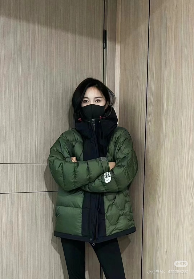 109944  Men's and women's new northern down jacket clothing