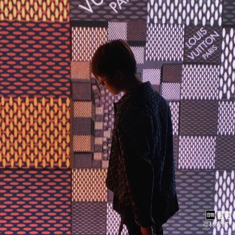 LVC041 New men's and women's high-quality denim jackets with loose fit clothing