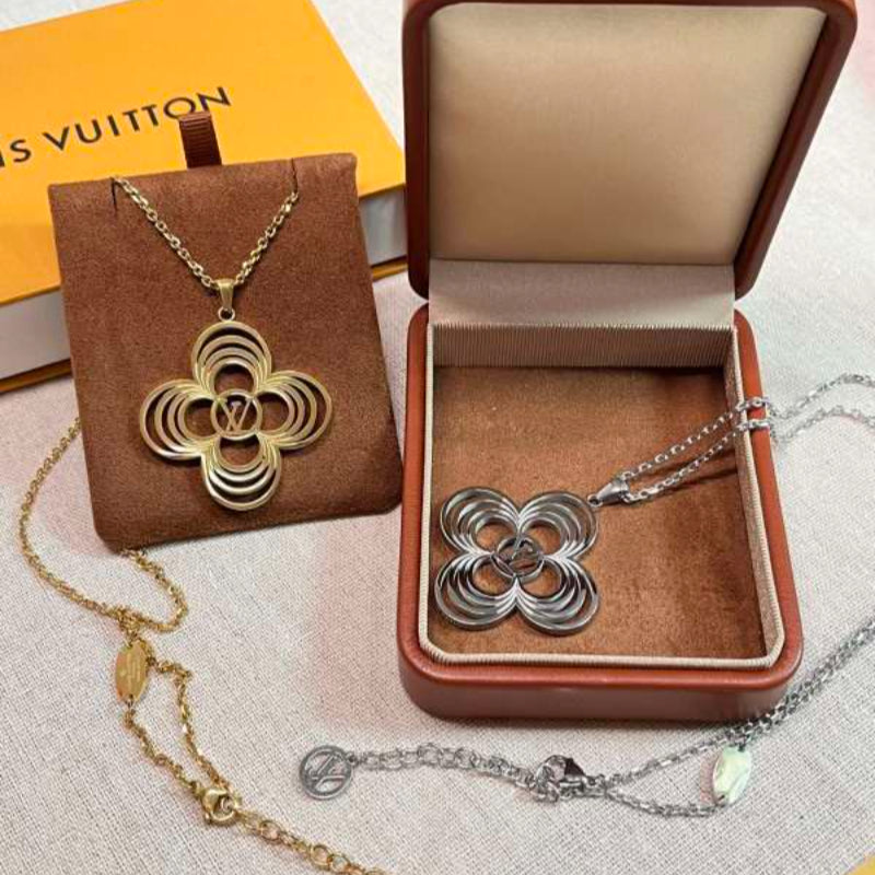 X701  Women's Titanium Steel Necklace Jewelry