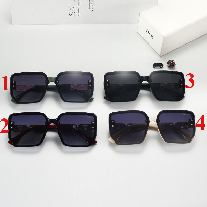 6881  Sunglasses with box