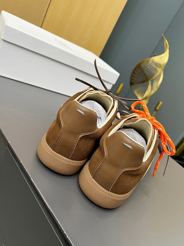 OMS1 Leather Shoes Women 35-40 Man 40-45 with box