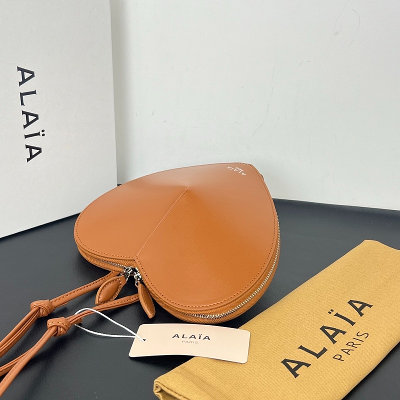 LPP116 bag 21x17x5cm Shoulder bags with box