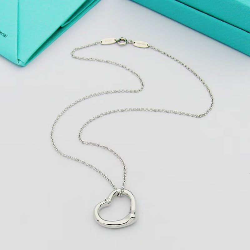 TN024  Women's heart-shaped stainless steel necklace jewelry