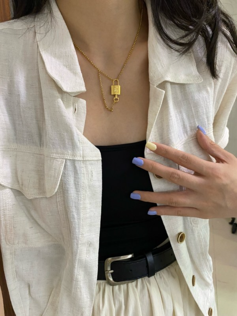 X652  Women's Titanium Steel Bracelet and Necklace Set Jewelry