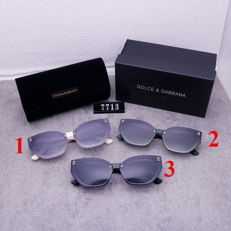 7713 Sunglasses with box