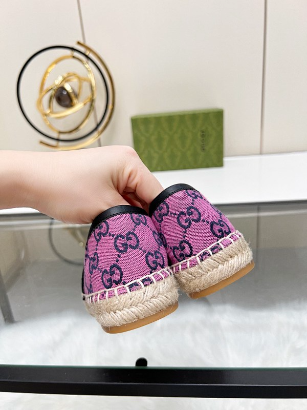 OGS32 Women 35-42 Shoes with box
