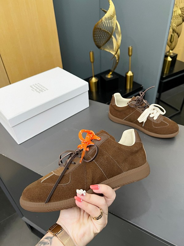 OMS1 Leather Shoes Women 35-40 Man 40-45 with box