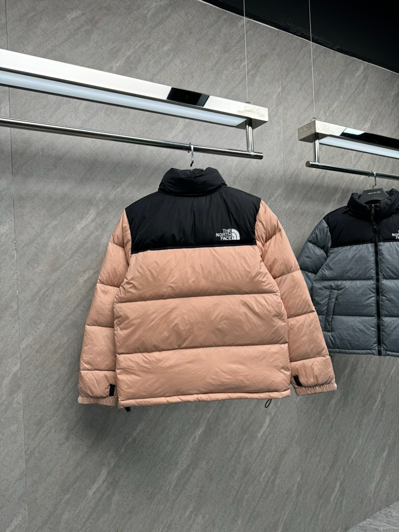 105933  Men's and women's classic down jacket from the north clother