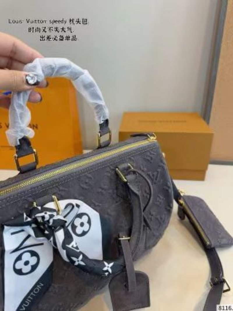 MLP09   New casual versatile 30 * 17 * 21cm pillow bag