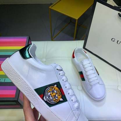 MGS9 shoes Man size 39-44 women size 35-40 with packing