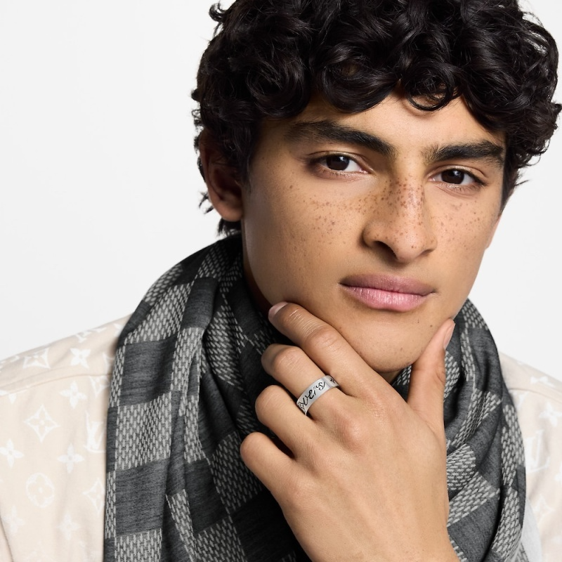 J149  Men's and women's titanium steel ring jewelry