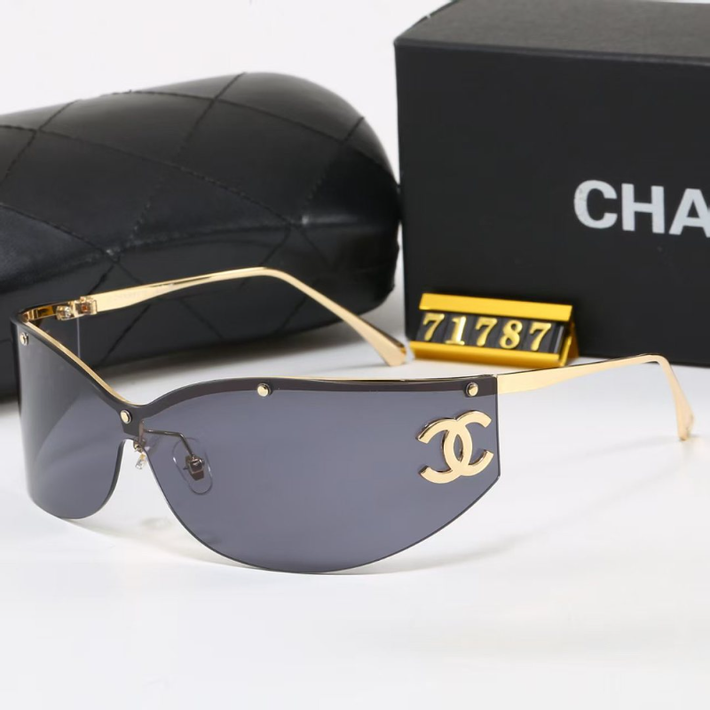 71787  Sunglasses with box
