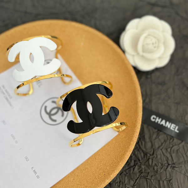 S421  Women's new titanium steel fashion  bracelet jewelry