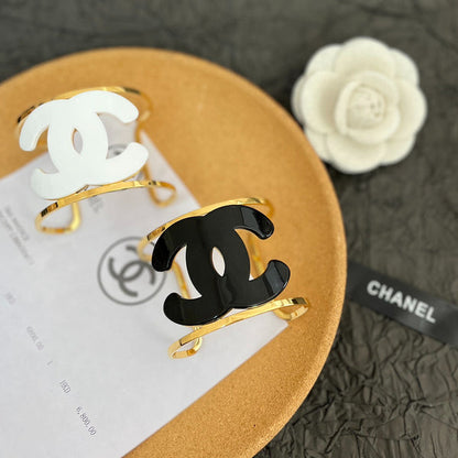 S421  Women's new titanium steel fashion  bracelet jewelry