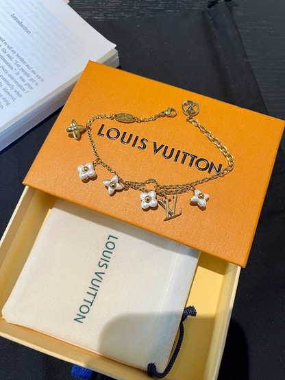 L220  Women's Titanium Steel Bracelet Jewelry